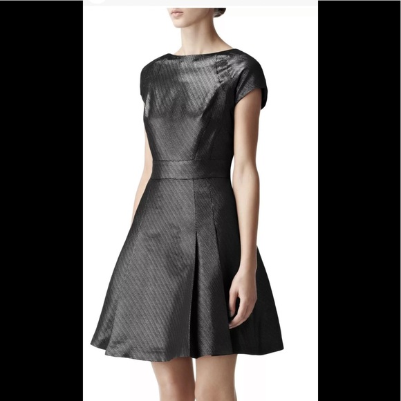 Reiss London Mara fit and flare dress in graphite metallic. Size 2 - Picture 2 of 8